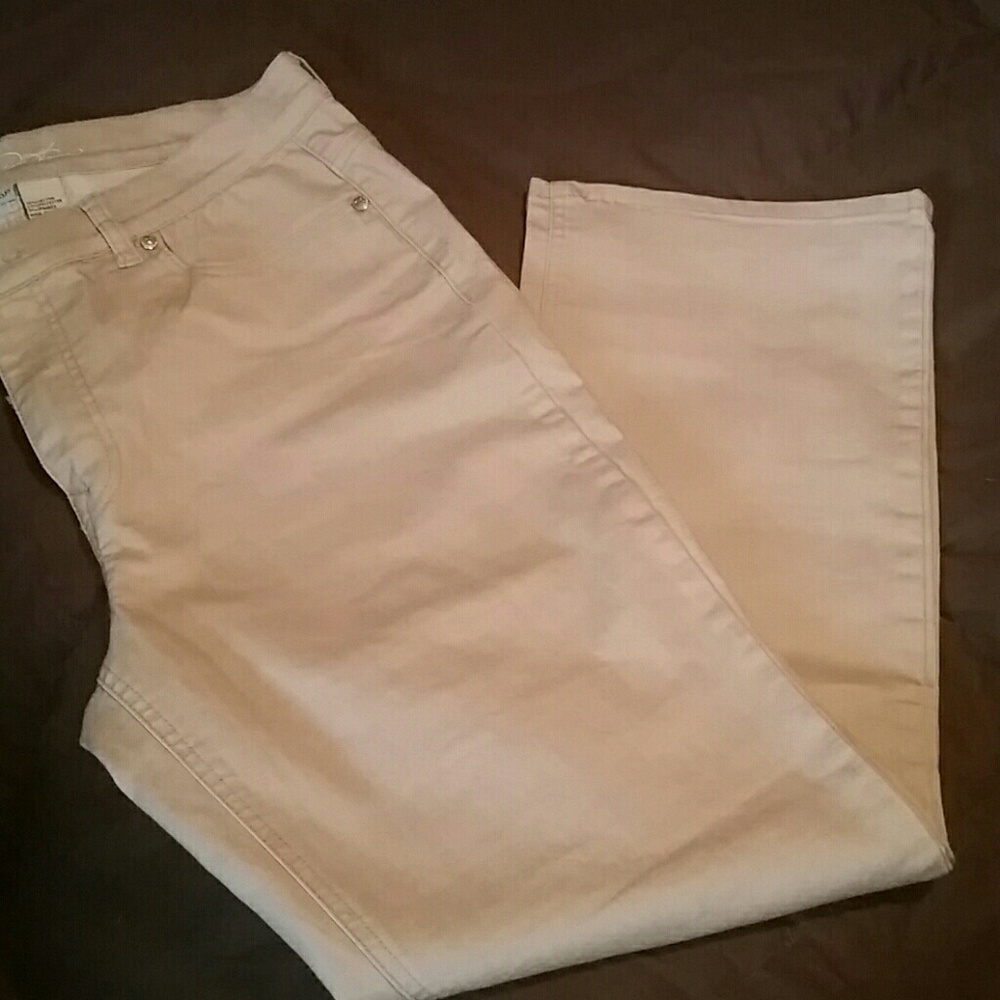 DG2 Stretch Boot-cut Jeans 16 petite